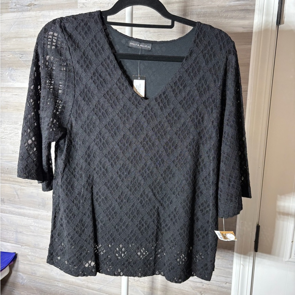Nally & Millie Black Textured V-Neck Blouse 1016